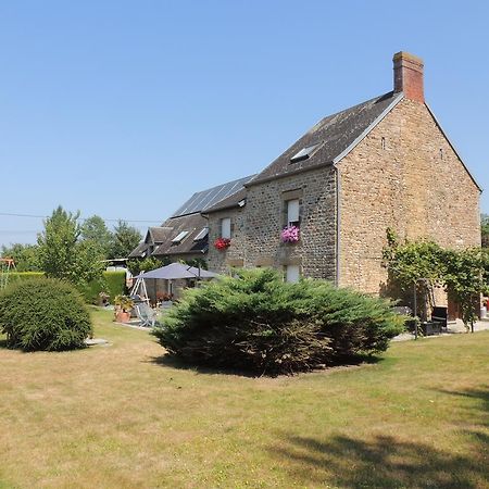 Au Coeur De La Baie Apartment Le Val-Saint-Pere Luaran gambar